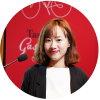 Juliette-ZHU Juliette曾任职于中央台法语频道、知名影视公司、电影网站等,一直致力于拓展中法合作关系。 喜爱美食和电影,曾担任《锋味》现场导演,拍摄、采访过多位名厨。期待可以与更多人分享世界各地的美食和趣闻。